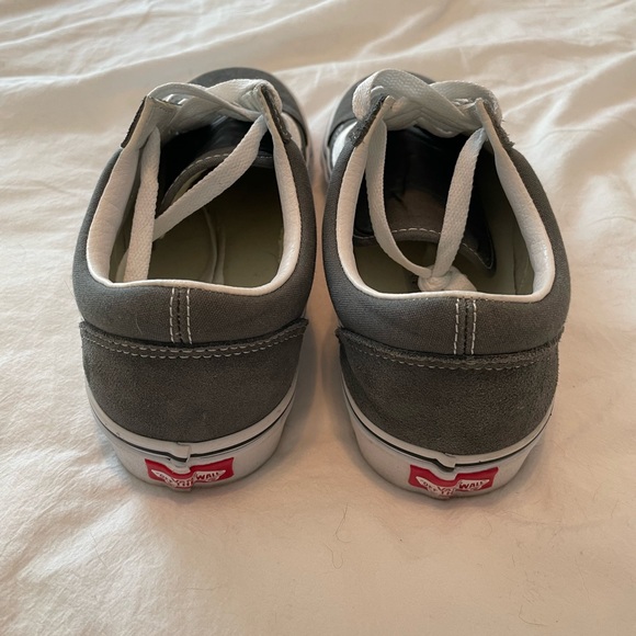 Vans old school. Size 8.5 mens. Grey. Perfect condition. No wear or tear. - Picture 3 of 6